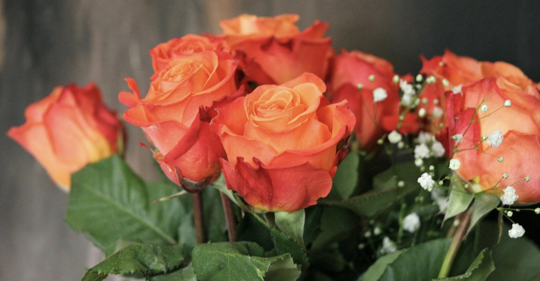 A small bunch of roses.